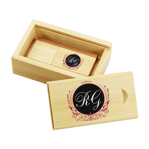 Momento Box with Famboo Flip USB drive inside.