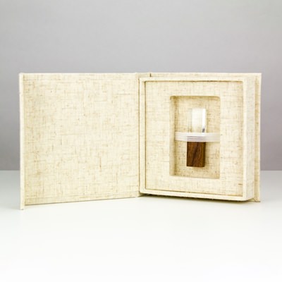 Linen Radiant USB Box with USB
