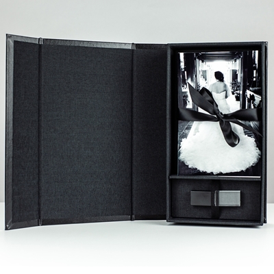 Black Leather Infinity Custom Photo and USB Box for 4"x6" Photos
